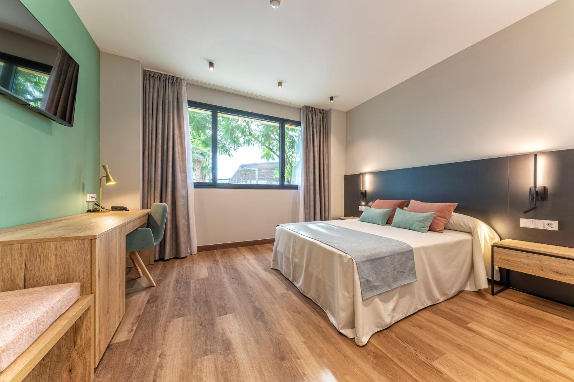 Hotel Villa Universitaria San Vicente Raspeig Dış mekan fotoğraf